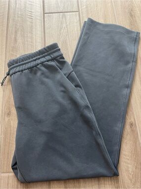Lululemon Softstreme High Rise Pants *Regular Solar Grey Sz 8 31”